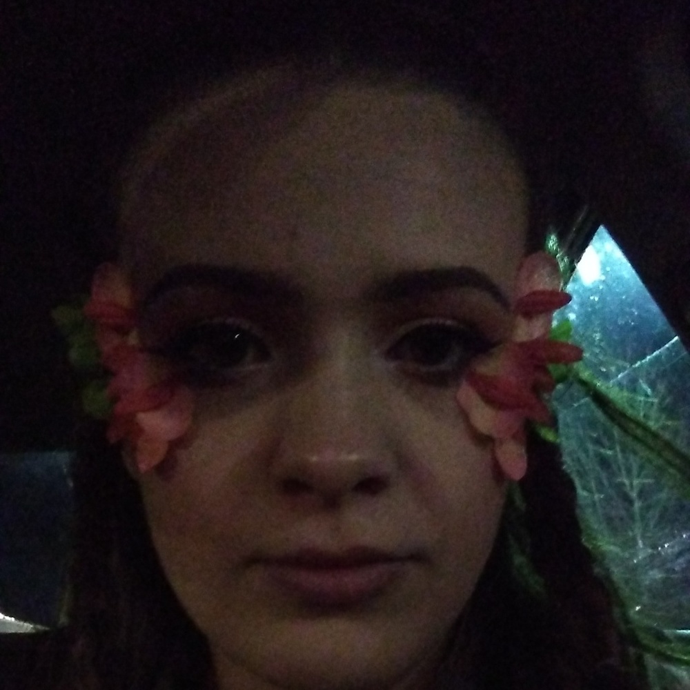 Meet your Posher, Zaynab